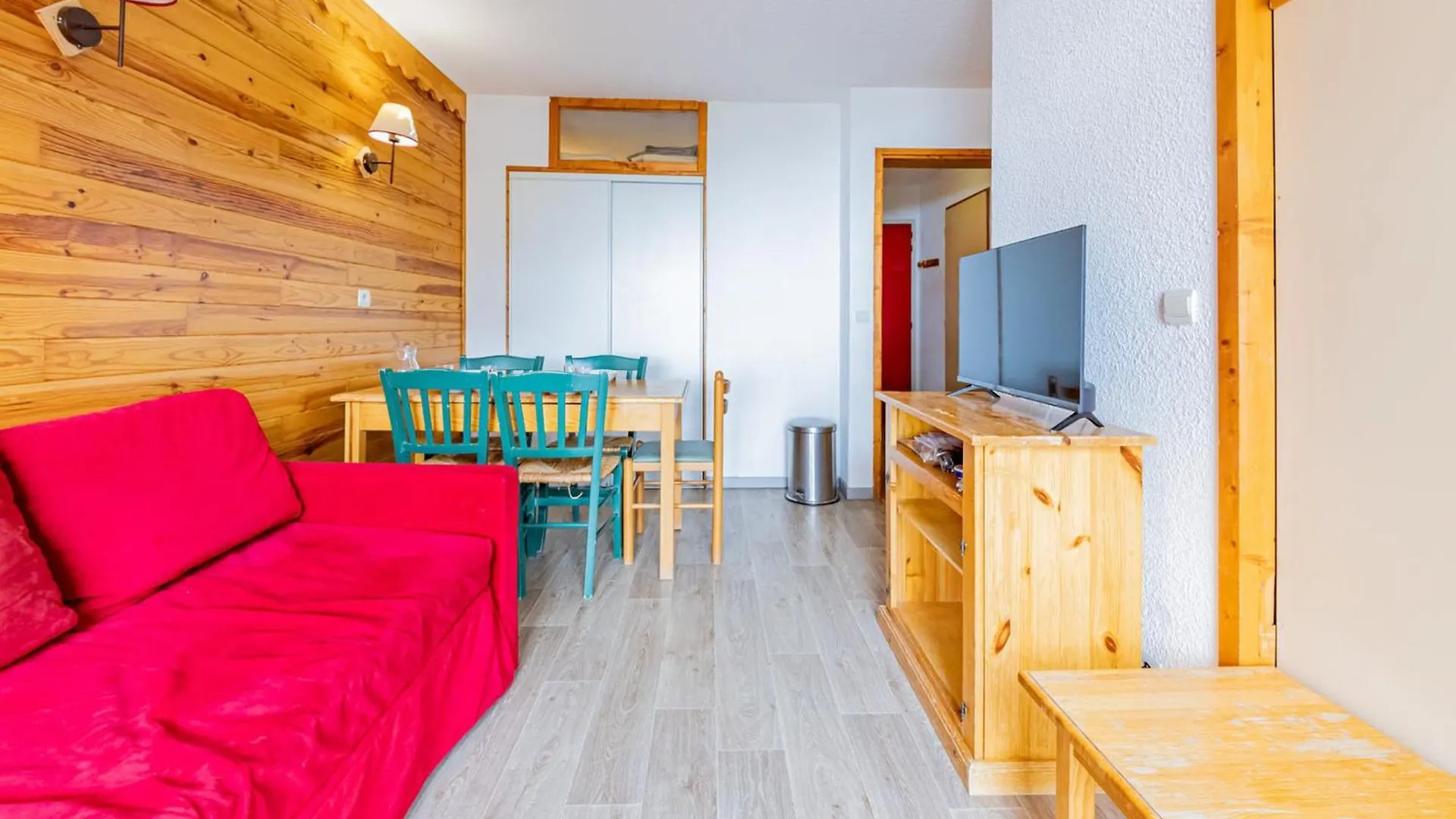 T3 Cosy Pour 6 Pers Avec Balcon, Saint-Francois-Longchamp - Fr-1-807-1 Lägenhet